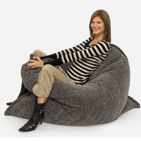 Zen Lounger - NYC Apartment